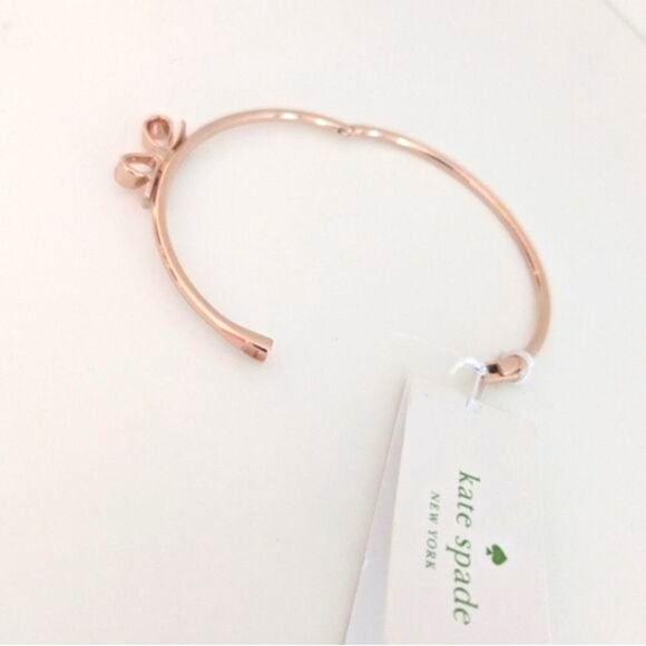 Kate Spade Rose Gold Skinny Mini Bow Bangle NWT! - Picture 3 of 3